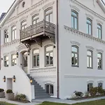 Mimosa Suites